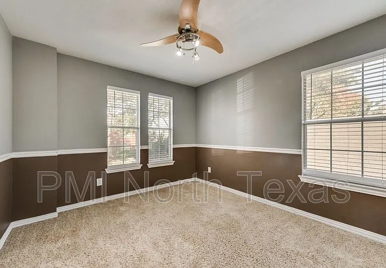 6000 Charleston Dr — Photo 18