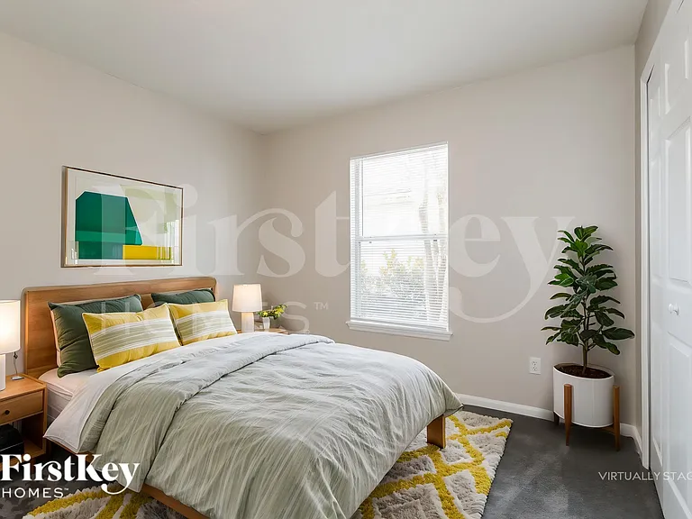 2089 W Lymington Way — Photo 15