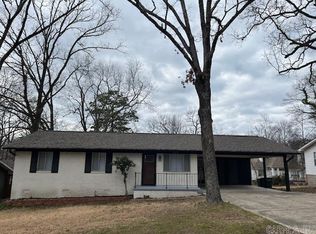 7913 Oakridge Rd, Sherwood, AR 72120