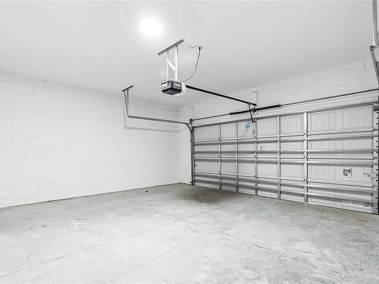 15811 Tollington Aly — Photo 22