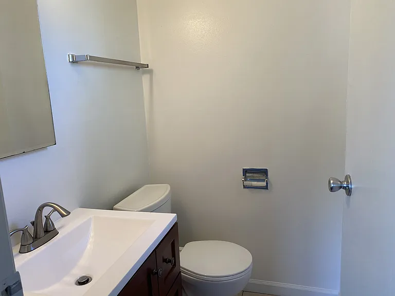 1817 7th St #6 — Photo 14