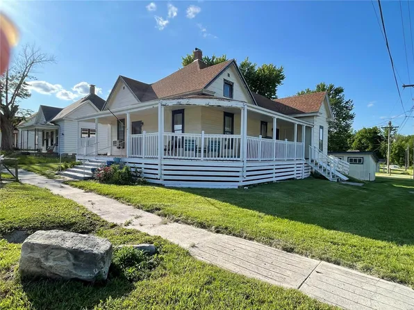 220 E Marion St, Paris, MO 65275