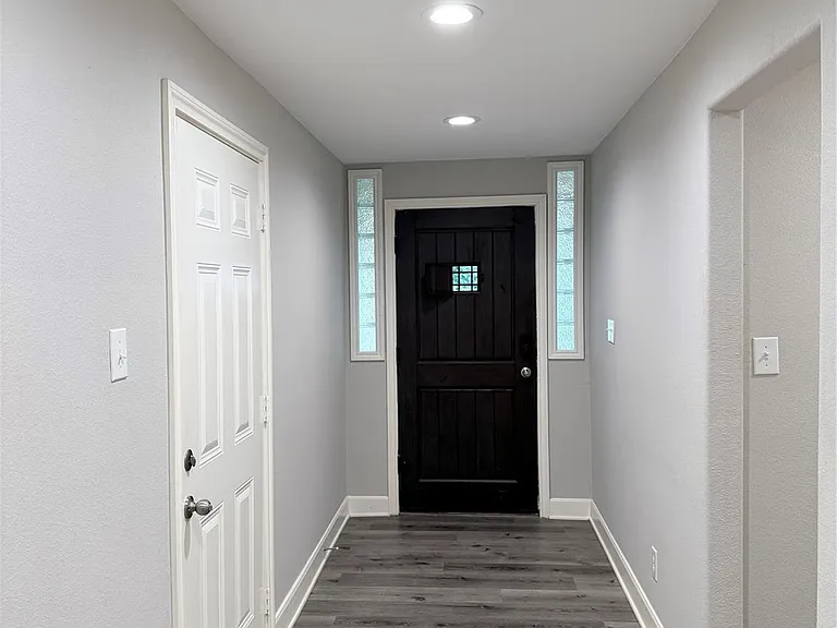 802 Sundance Valley Dr — Photo 16