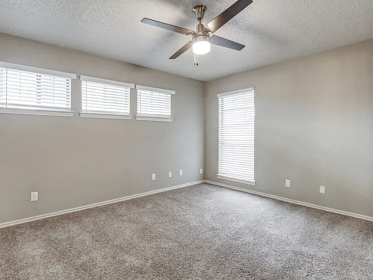 Embry Apartment Homes — Photo 6
