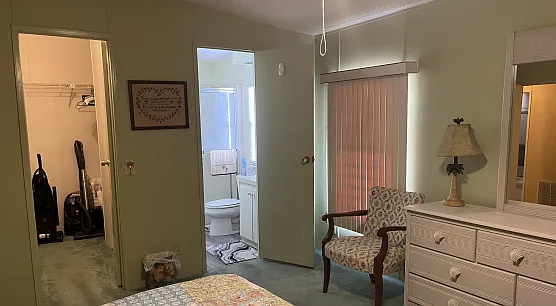 2123 Friendship Dr — Photo 9
