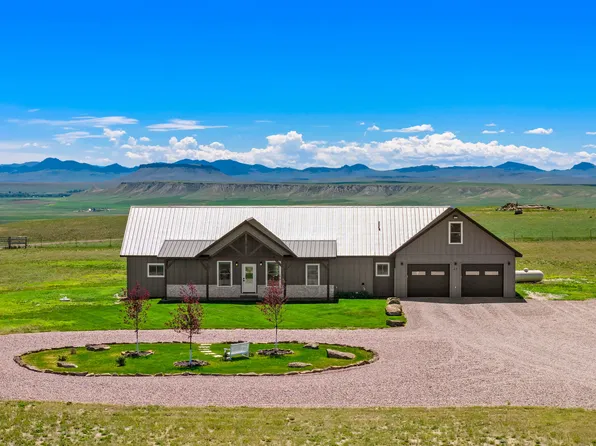 42 W 1st Ln SE, Fairfield, MT 59436