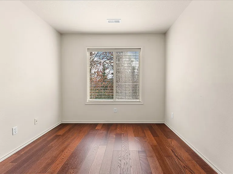 16056 NW Centine Ln — Photo 21