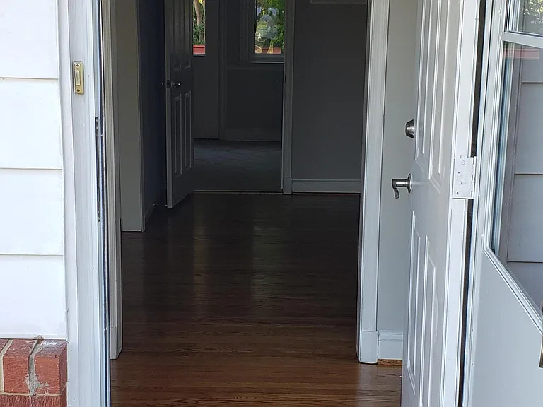8615 Hilltop Rd — Photo 16