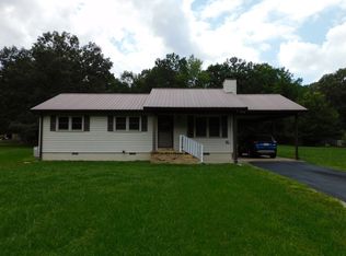 2736 Pete Sain Rd, Manchester, TN 37355