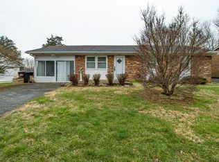 813 Westwood Dr, Paris, KY 40361