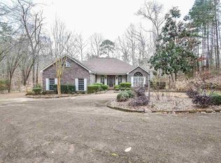 414 Point Dr, Brandon, MS 39047