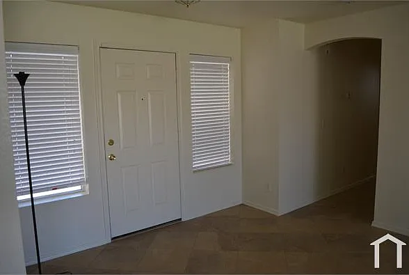 1506 E Irwin Ave — Photo 5