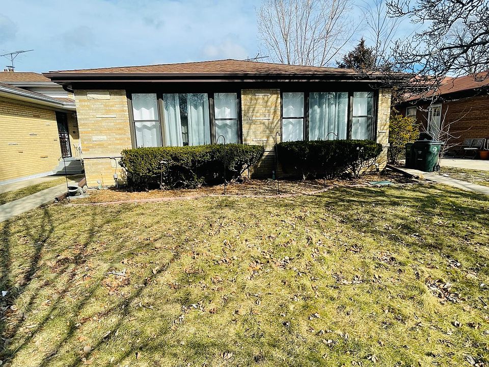 1st image of 3830 W Estes Ave