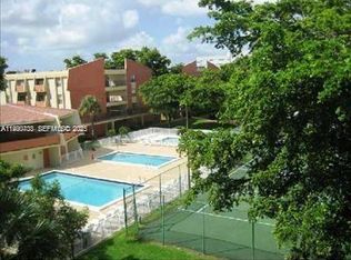 11050 SW 196th St APT 411, Miami, FL 33157