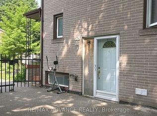 1 Pynford Cres #BASEMENT, Toronto, ON M3A 1W7