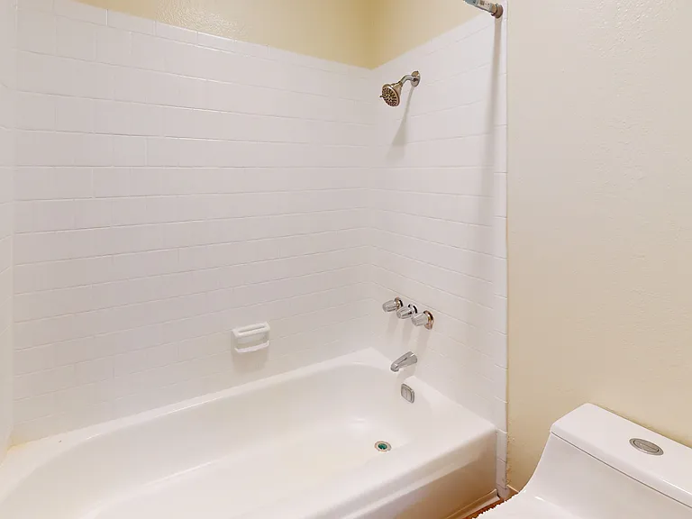 541 Alameda Del Prado #207 — Photo 9
