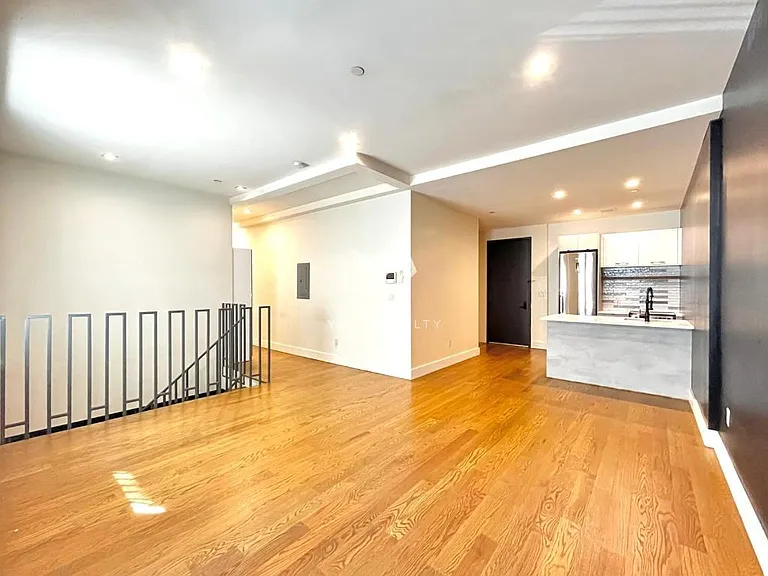 806 Saint Johns Pl #1D — Photo 1