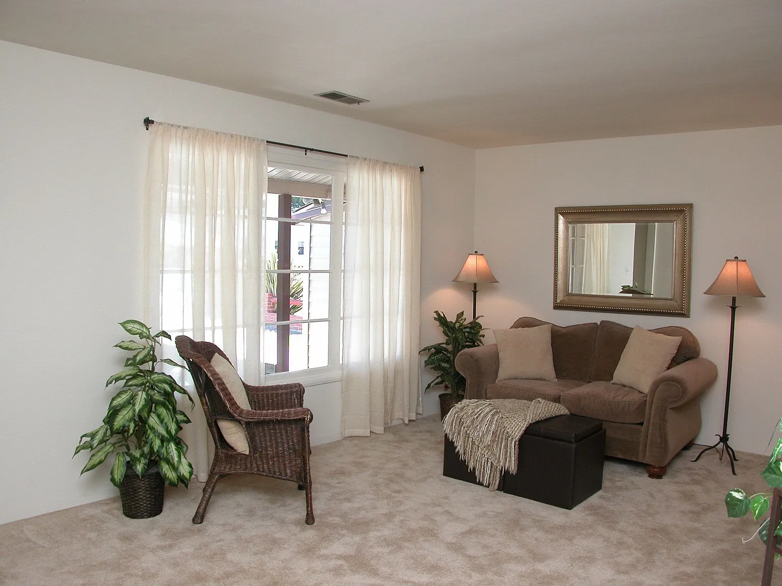 17045 Rolando Ave photo 1