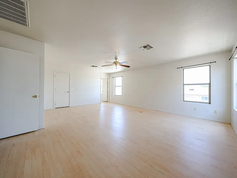 11816 W Rosewood Dr — Photo 18