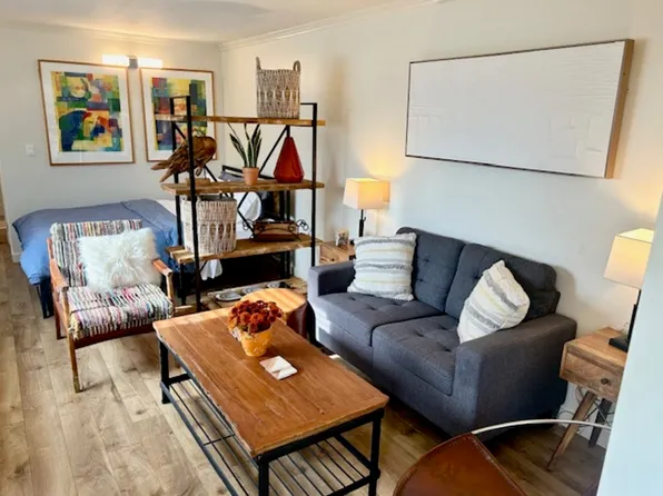 2458 Santa Ana Ave #B, Costa Mesa, CA 92627