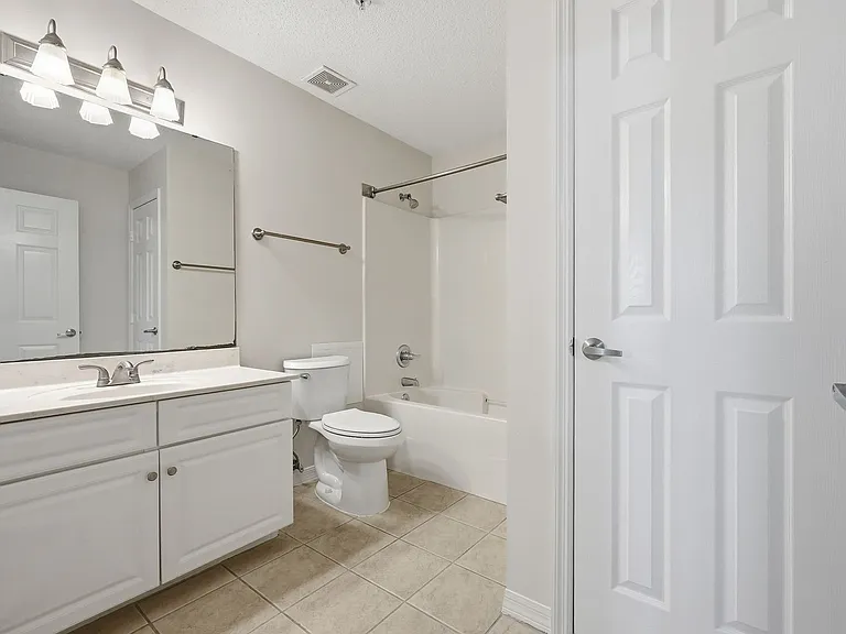4270 Calinda Ln #316 — Photo 28
