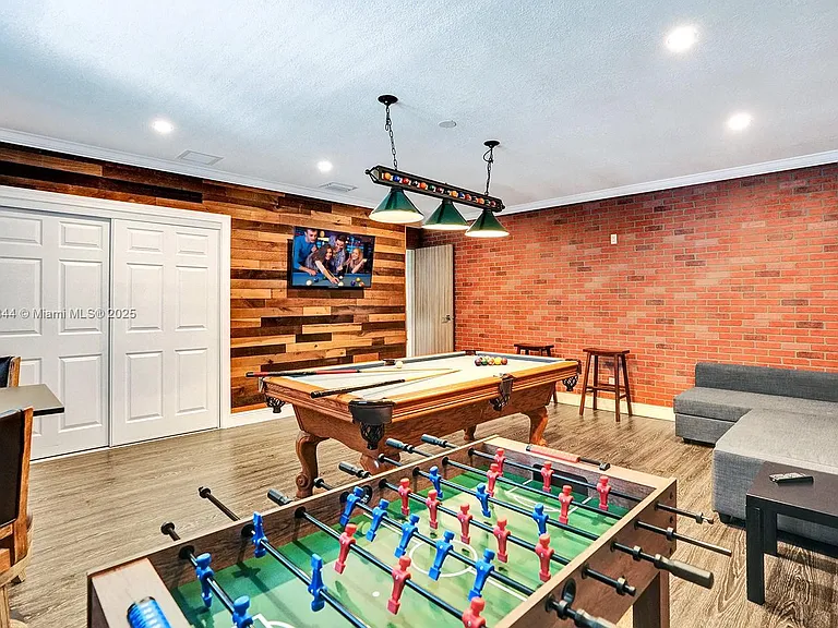 1301 Rodman St — Photo 33