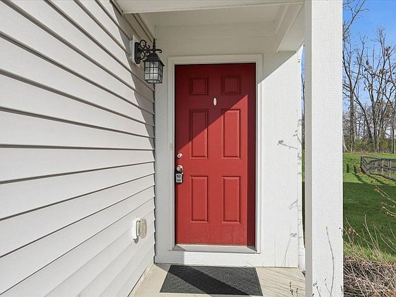 4th image of 1260 Slate Ct
