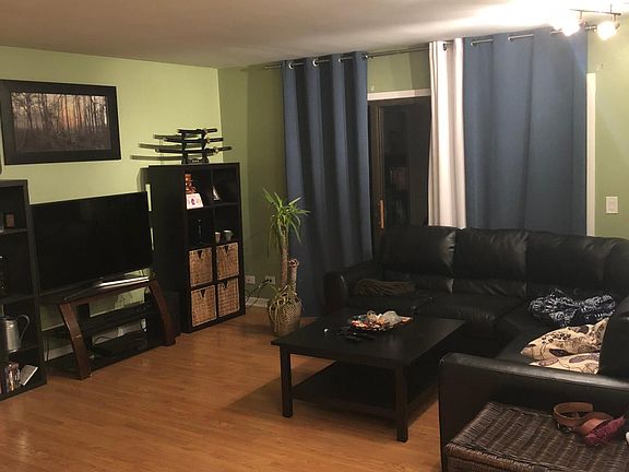 4th image of 217 Arrowwood Ct