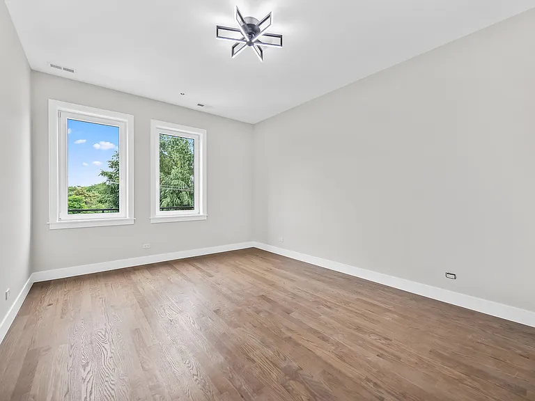 4543 S Ellis Ave #3S — Photo 8