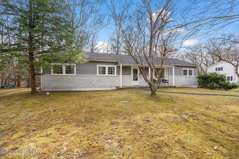2nd image of 14 Eastwood Drive