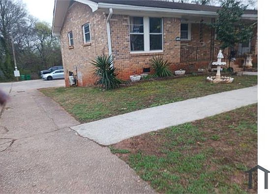 2nd image of 2046 Nettie Ct Unit B