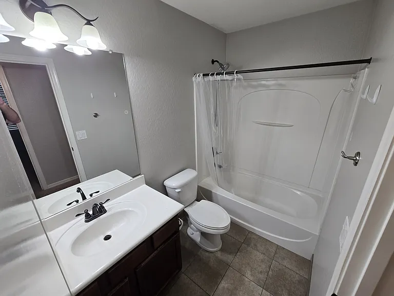 950 S Wallrade Ln — Photo 33