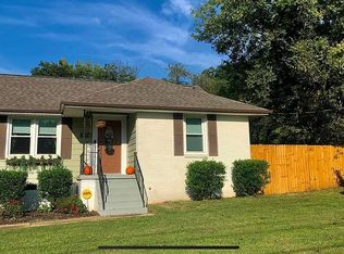 313 Williams Dr, Chattanooga, TN 37421