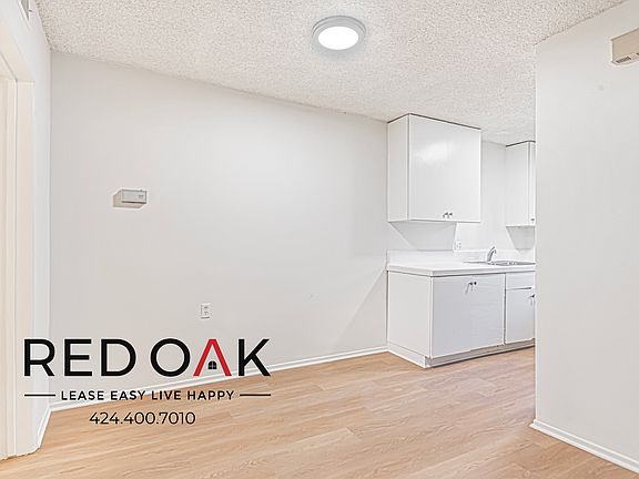 5th image of 7071 Hawthorn Ave APT 9
