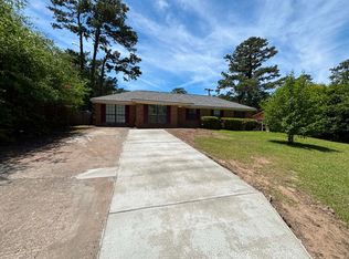 6 Lucian Cir, Savannah, GA 31406