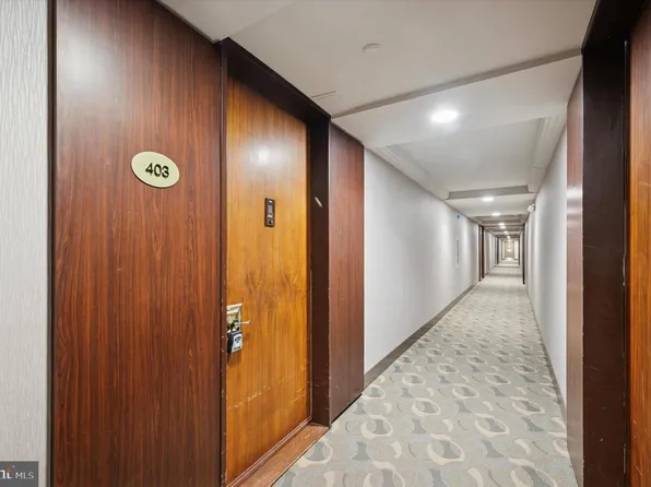 1001 City Ave #E403, Wynnewood, PA 19096