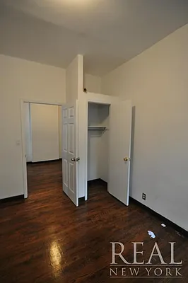 Rented by REAL New York | media 22