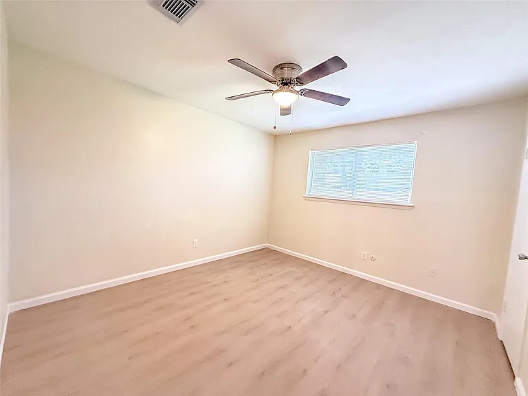 4251 Rosegate Dr — Photo 9