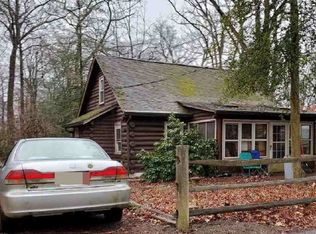 8 Pine Rd, Mount Laurel, NJ 08054