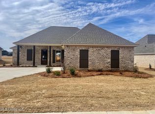 473 Aurora Cir, Canton, MS 39046