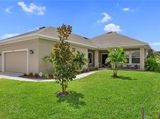 6004 Sparrowhead Way, Lithia, FL 33547