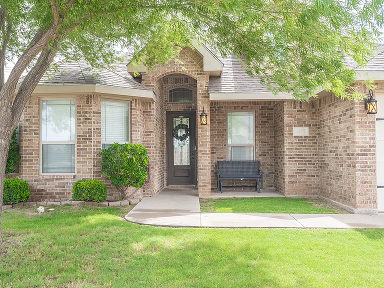 6115 Sun Tea Way — Photo 1