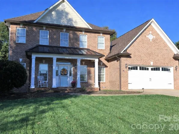 4525 18th Street Ln NE #3, Hickory, NC 28601