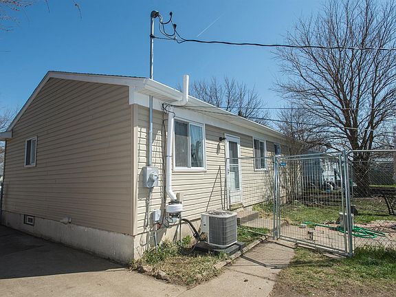 5th image of 1926 Outer Lane Dr