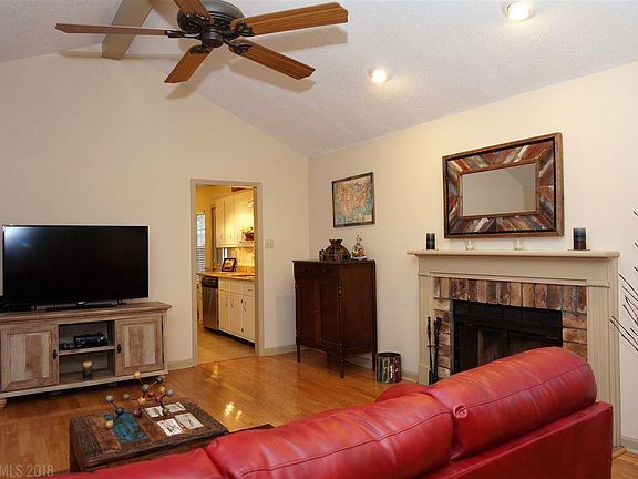 4th image of 103 Meadow Wood Dr