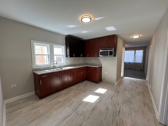5th image of 5337 S Fairfield Ave #1