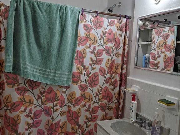 5th image of 140-15 Holly Ave APT 2J