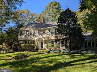 904 Chickadee Ln, West Chester, PA 19382