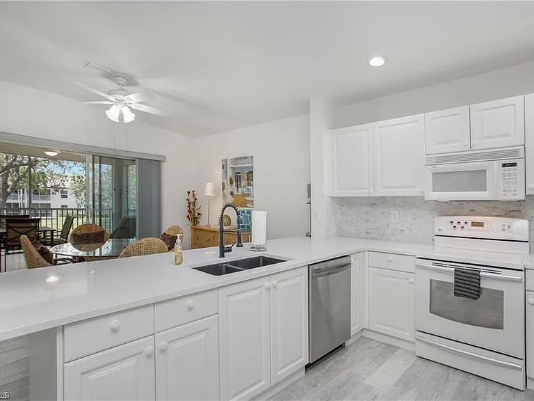 700 Diamond Cir #706 — Photo 9