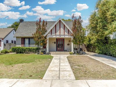 2824 Park Way, Bakersfield, CA, 93304